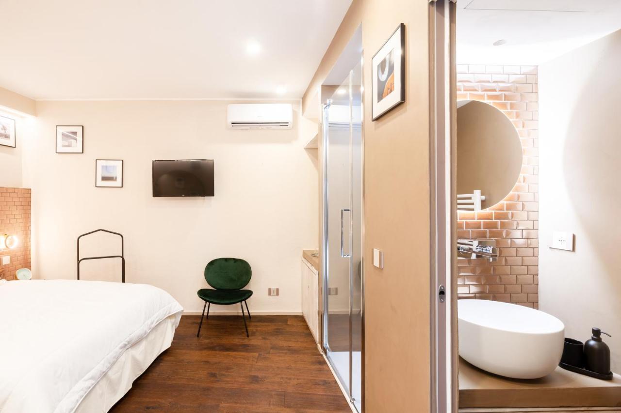 Tre36 - Smart & Design Room In The Old Center 바리 외부 사진